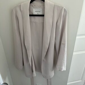 Babaton Women's Creamy grey flowy trench jacket (Quincy maybe)